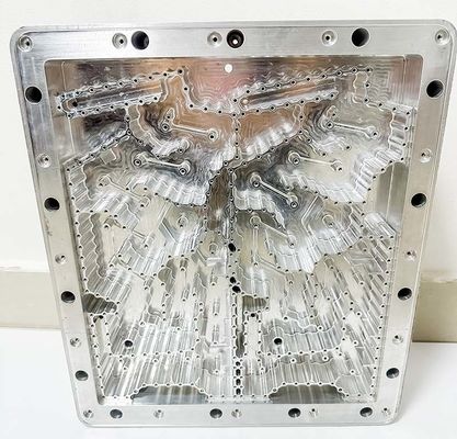 5G 통신 기지국을 위한 알루미늄 합금 CNC 기계가공 공동 군 급